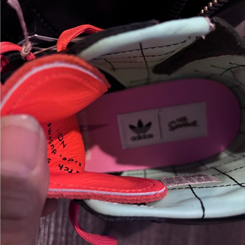 Adidas Originals X The Simpsons Pro Model 80s 'Poochie' IE7563 Rare New Size 10 - Picture 2 of 8